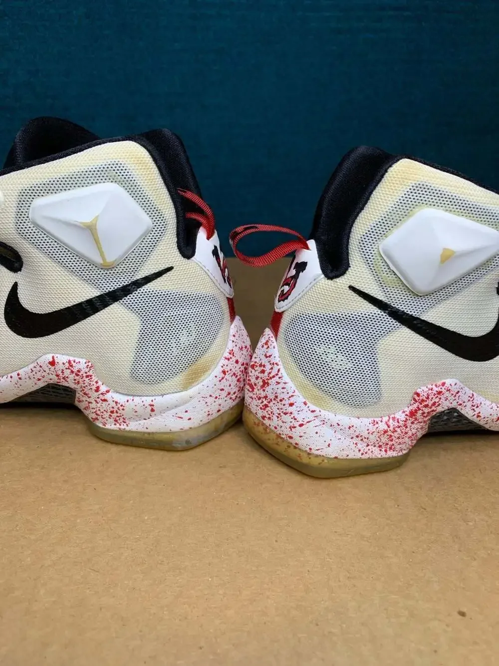Lebron James Friday The 13th Size 5Y
